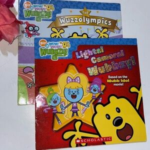 Wuzzy Wow! Wow! Wubbzy!: The Wuzzolympics Wow! Wow! Wubbzy! Lights! Camera BOOK